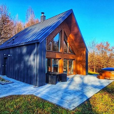 Miedzy Drzewami Vila Biecz Exterior foto